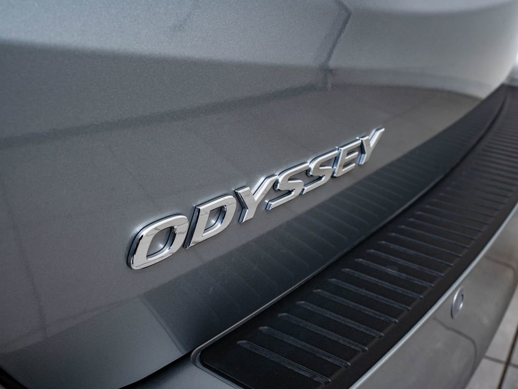Used 2024 Honda Odyssey Elite image 16