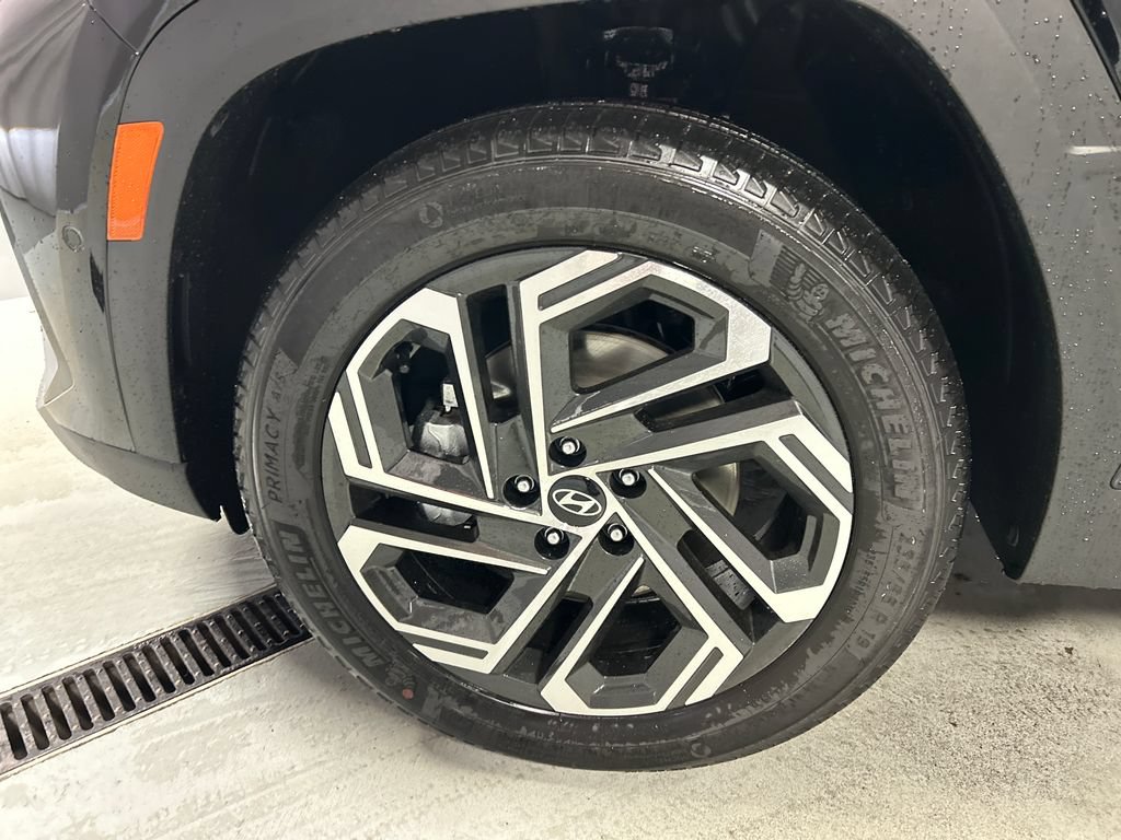 New 2026 Hyundai Tucson Limited AWD/4WD image 9