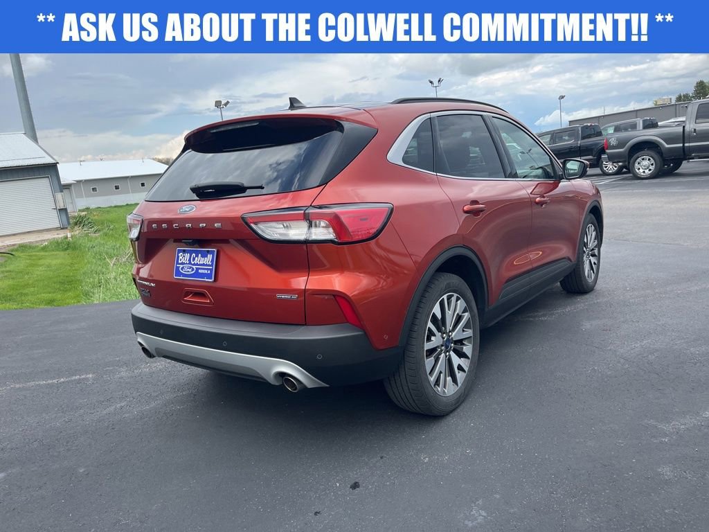 Used 2020 Ford Escape Titanium AWD/4WD image 4