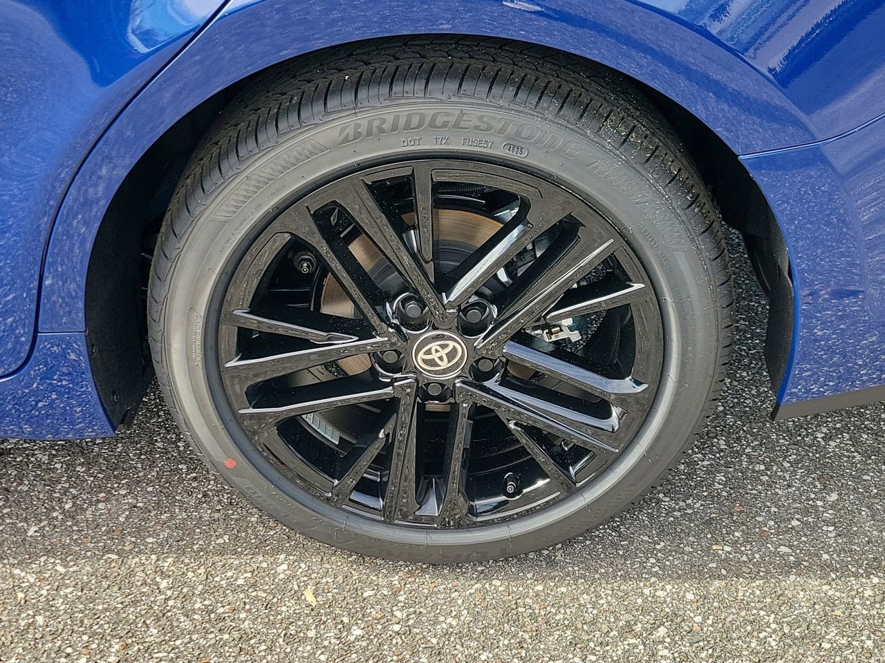 Used 2026 Toyota Camry SE FWD image 5