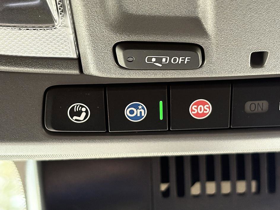 Used 2024 Chevrolet Silverado 1500 RST w/ Redline Edition image 21