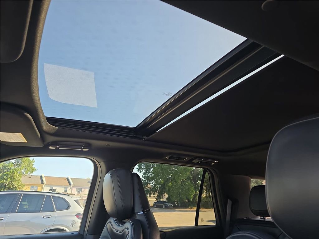 Certified 2023 Lincoln Navigator Reserve AWD/4WD image 25