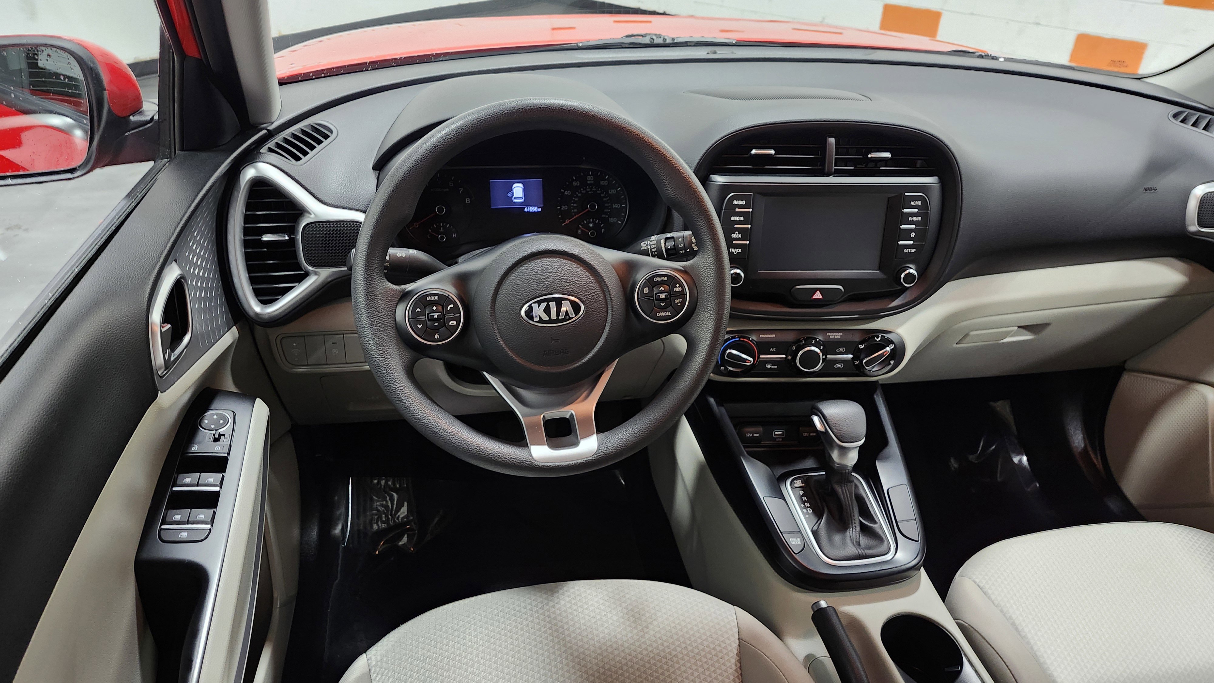 Used 2020 Kia Soul LX image 23