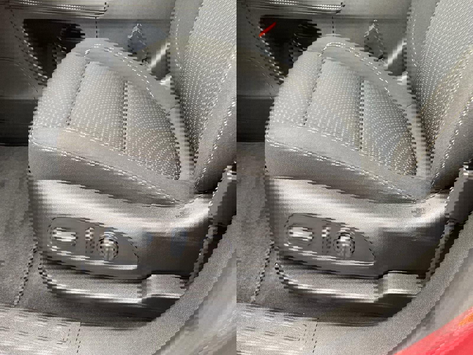 Used 2023 GMC Acadia SLE w/ Driver Convenience Package AWD/4WD image 23