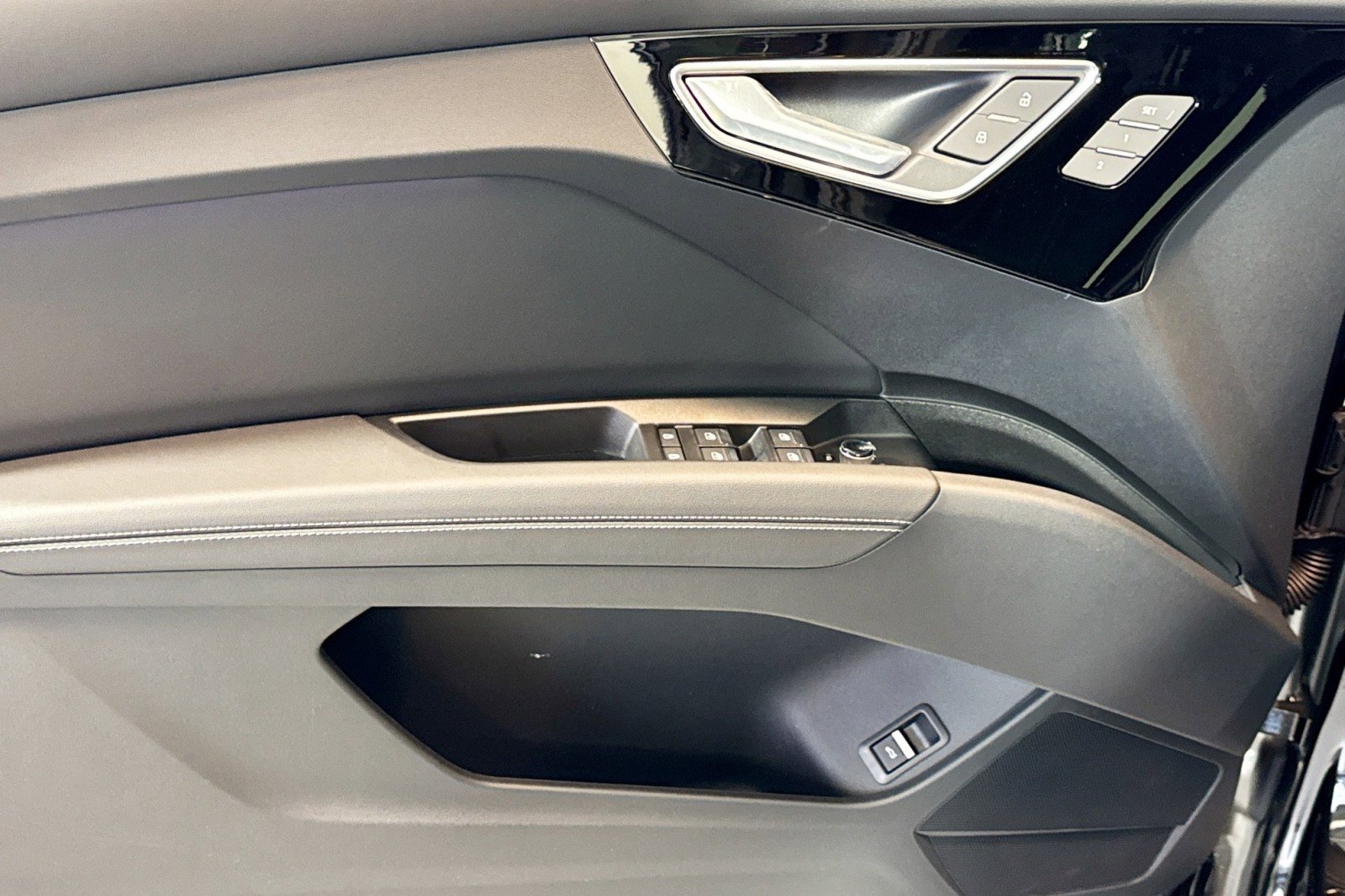 New 2026 Audi Q4 e-tron Premium Plus image 16