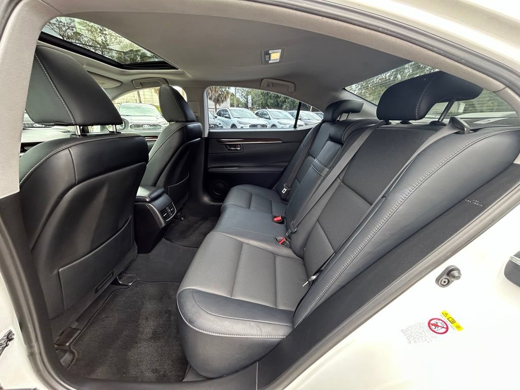 Used 2017 Lexus ES 350 w/ Premium Package FWD image 31