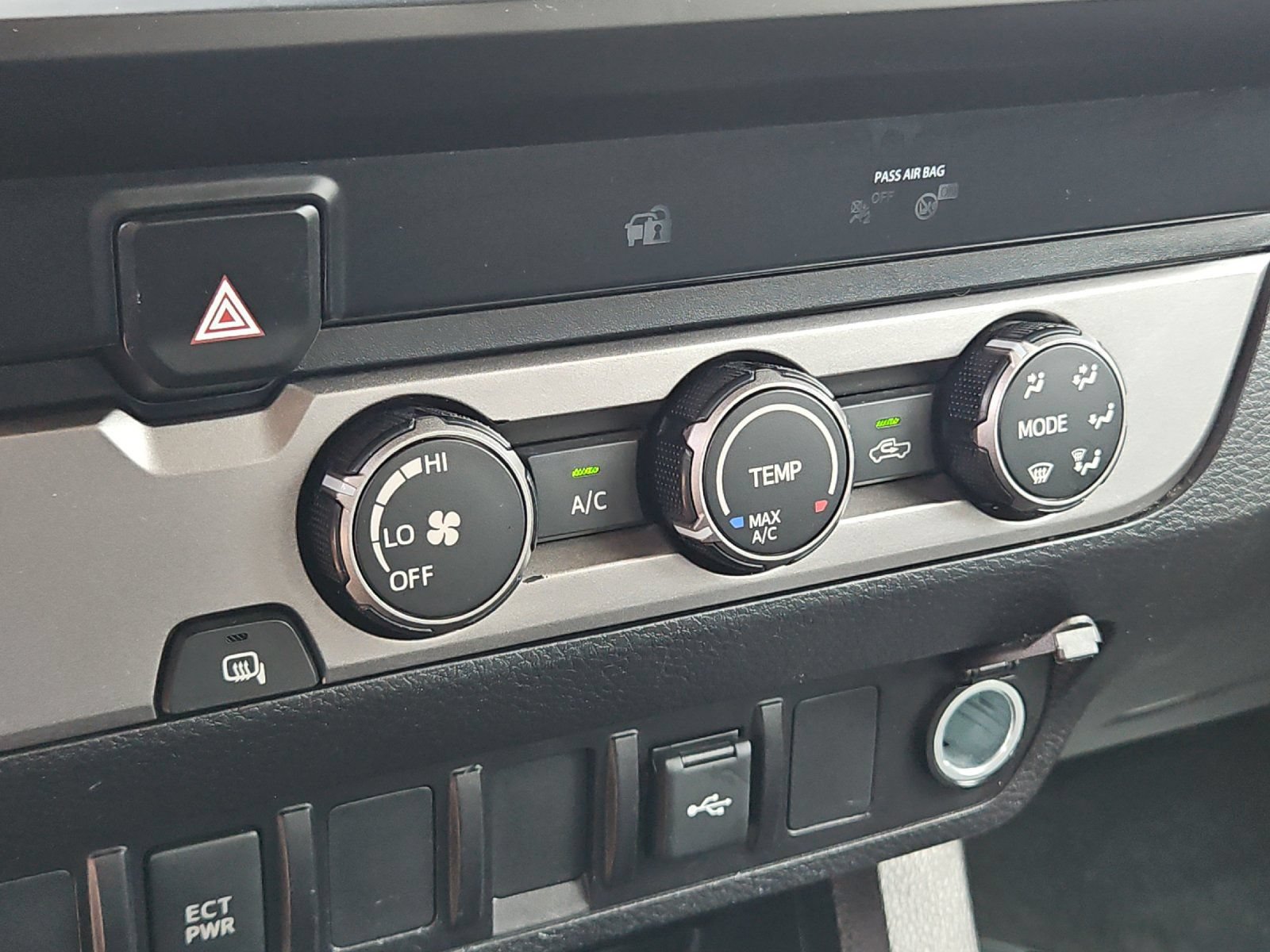 Certified 2021 Toyota Tacoma SR w/ SR Convenience Package RWD image 17