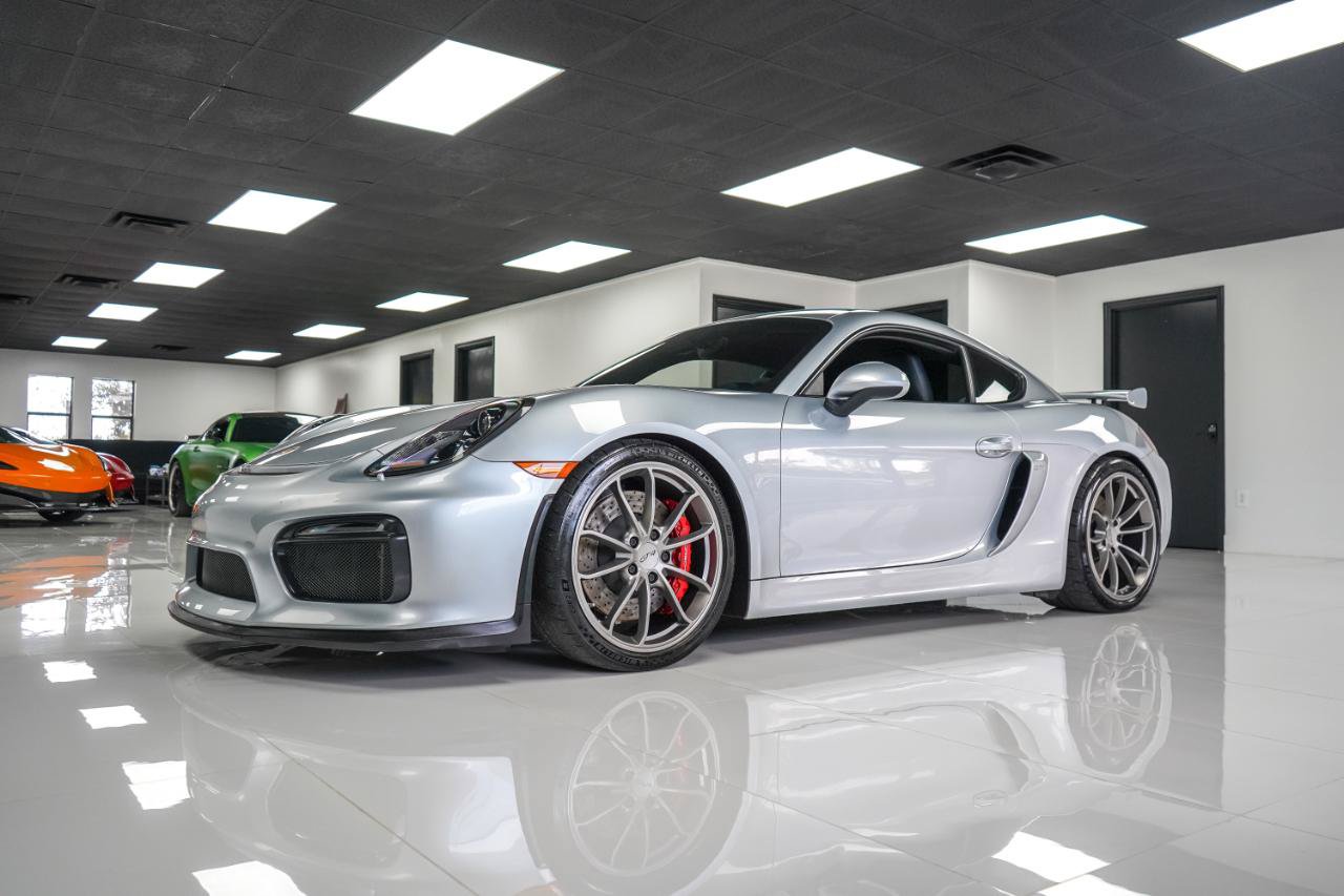 Used 2016 Porsche Cayman GT4 RWD image 2