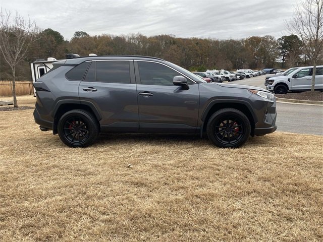 Used 2019 Toyota RAV4 XLE video 2