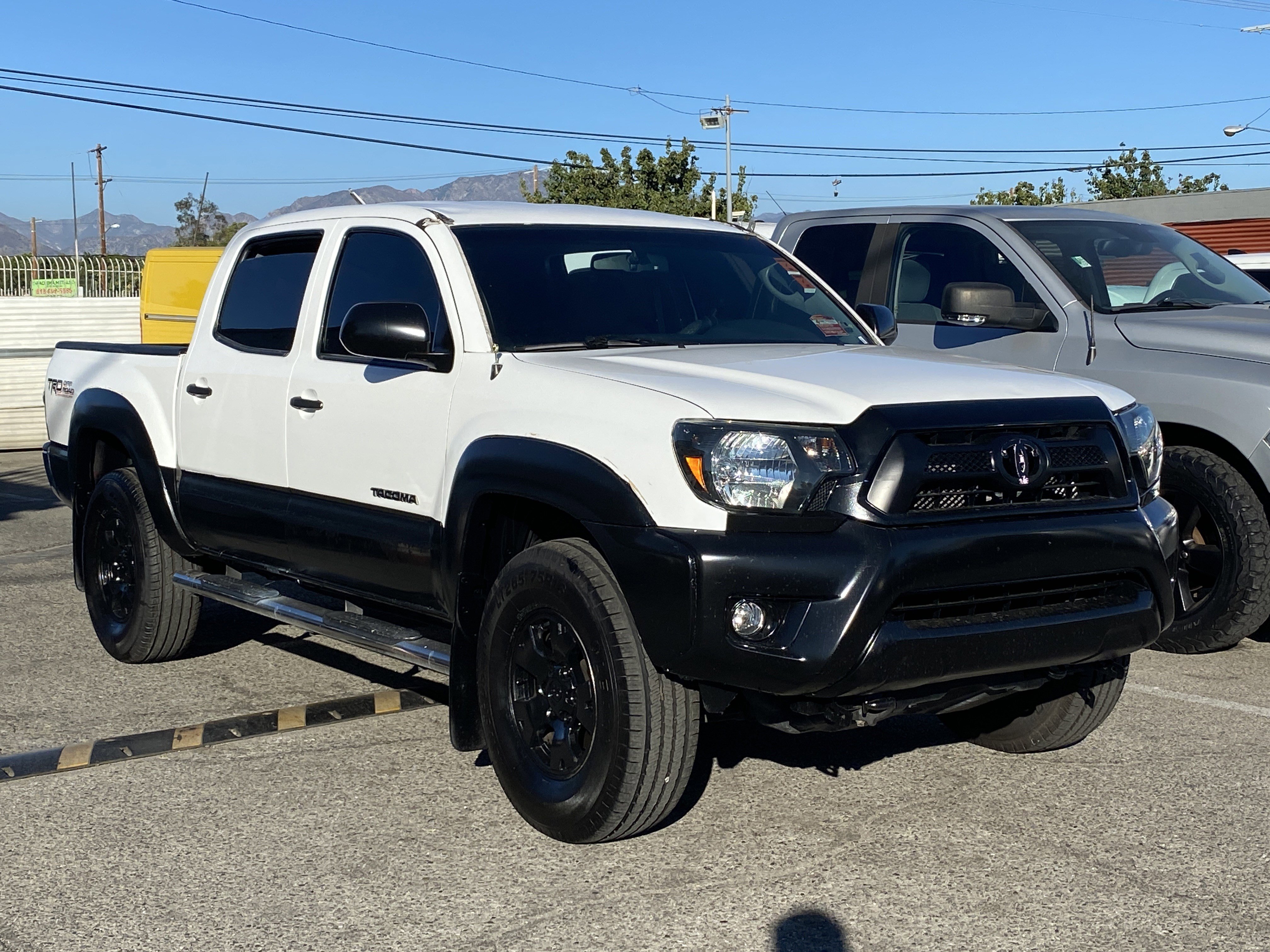 Used 2013 Toyota Tacoma PreRunner RWD image 4