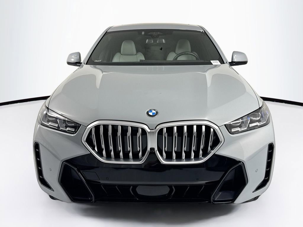 Used 2024 BMW X6 xDrive40i w/ Premium Package image 2