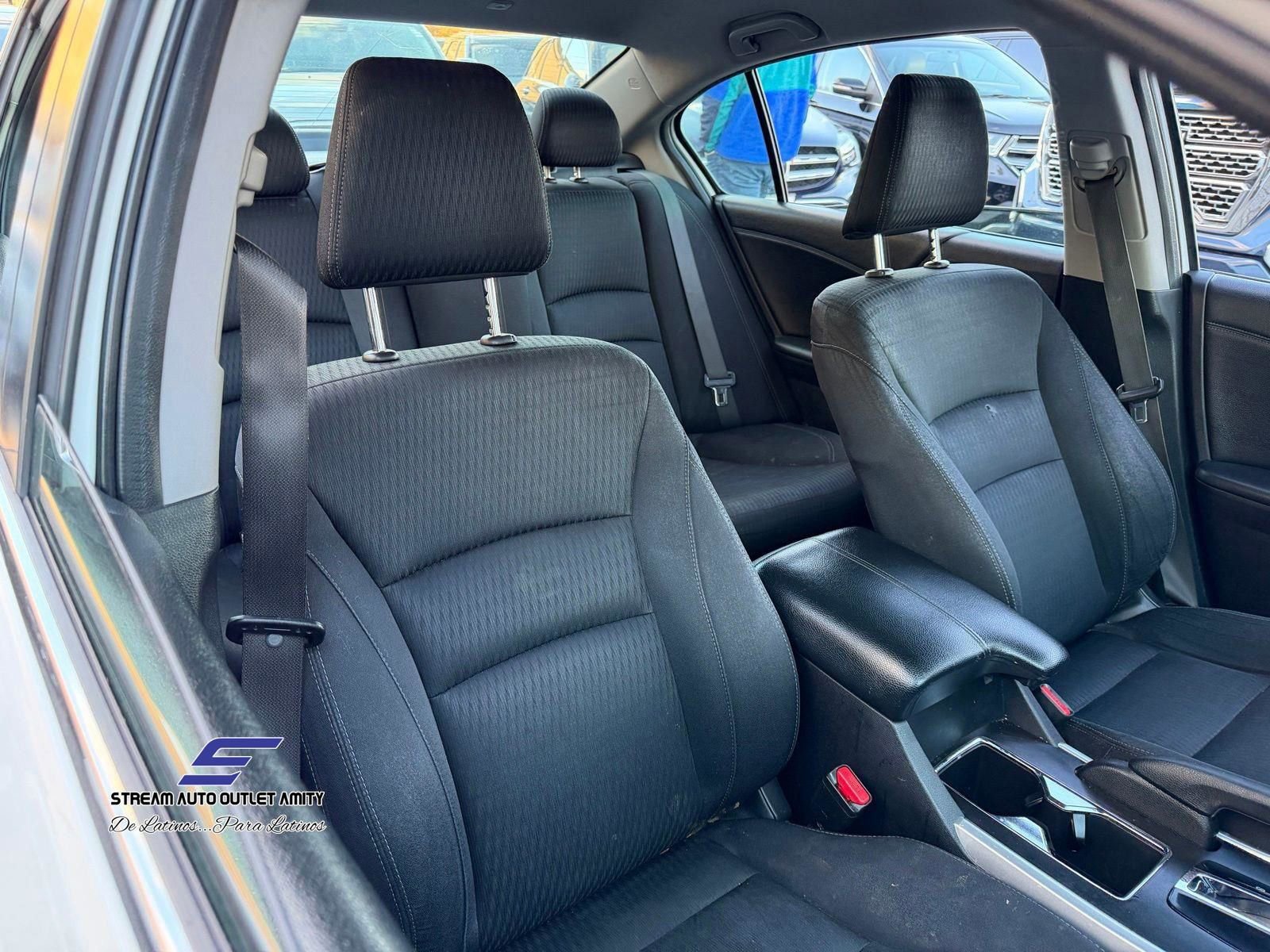 Used 2015 Honda Accord Sport image 9