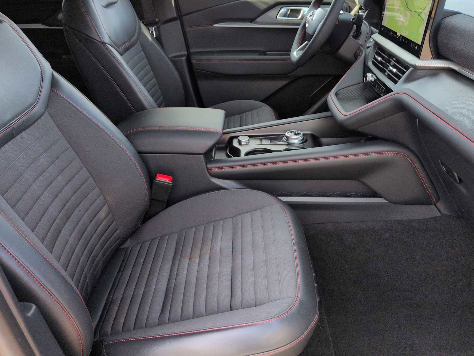 Used 2026 Ford Explorer ST-Line image 21