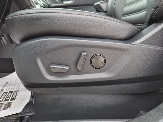 Used 2022 Ford Edge SEL w/ Convenience Package AWD/4WD image 16