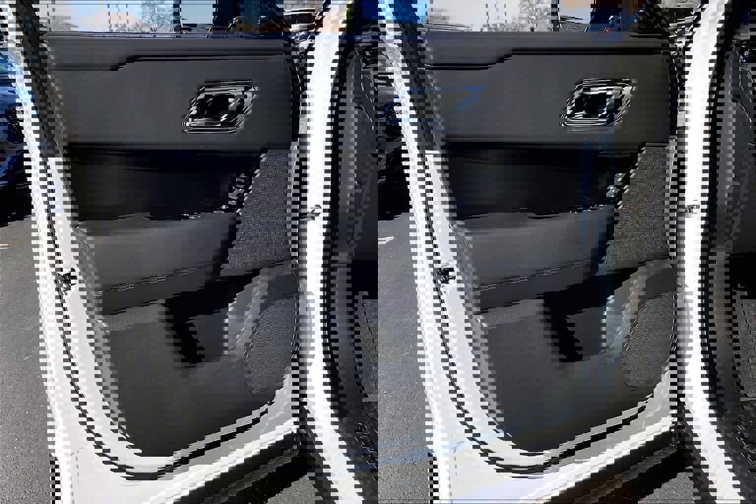 New 2026 Land Rover Range Rover Velar Dynamic SE image 24