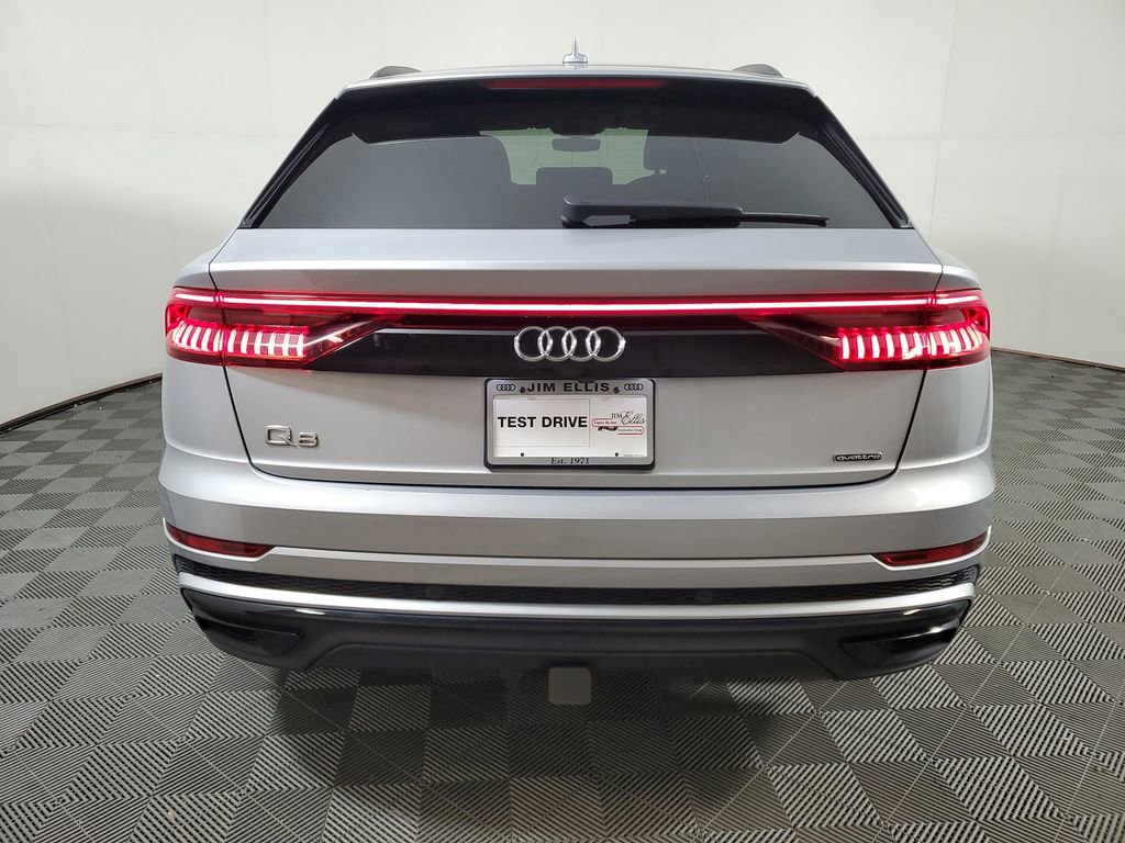Used 2019 Audi Q8 Prestige AWD/4WD image 5