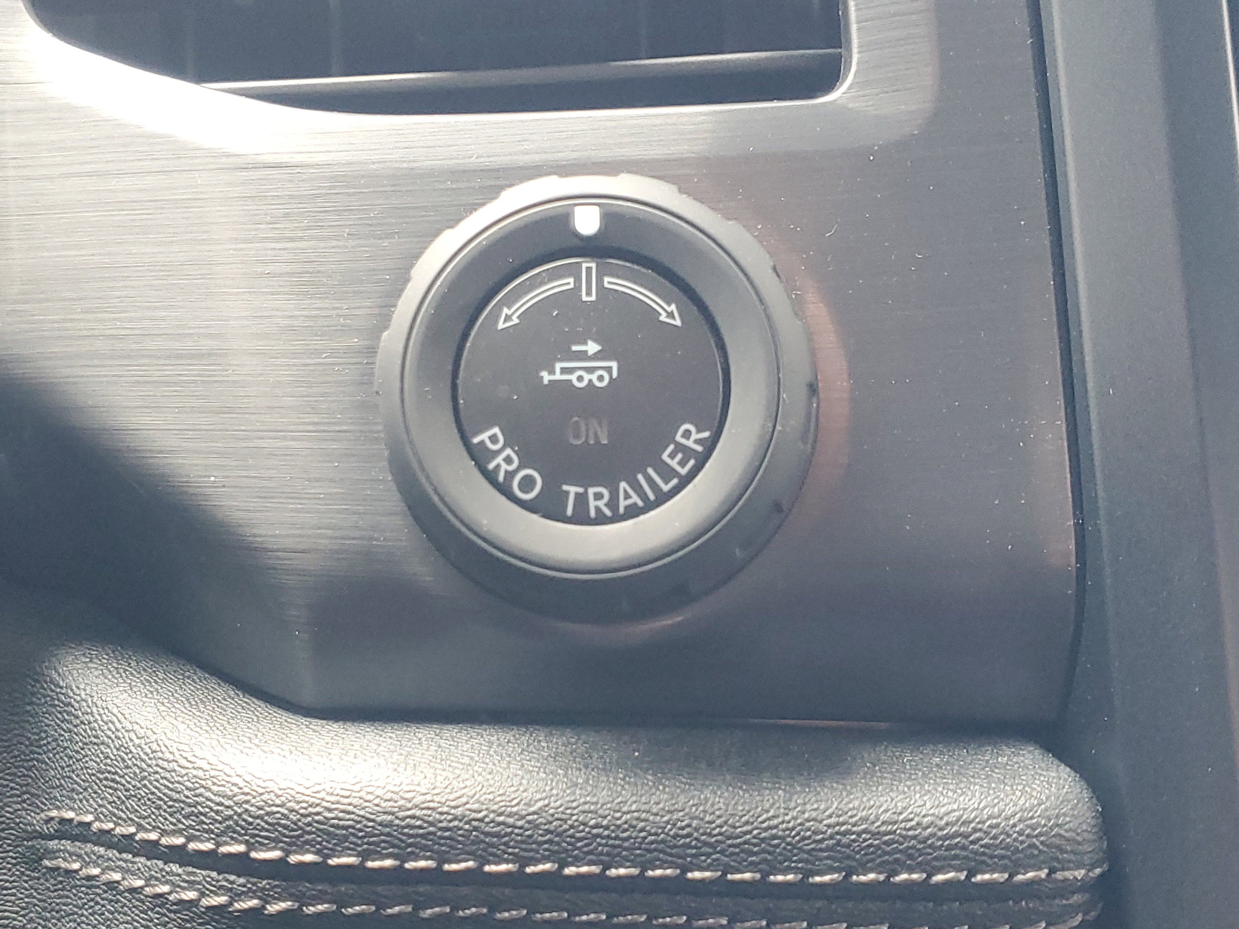 Used 2025 Ford F150 Lightning Flash AWD/4WD image 32