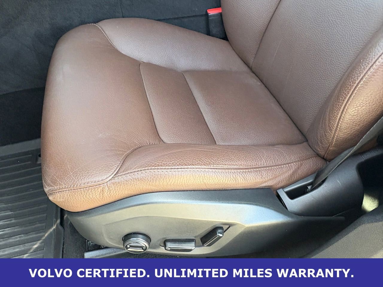 Certified 2023 Volvo XC60 T8 Plus w/ Protection Package Premier image 27