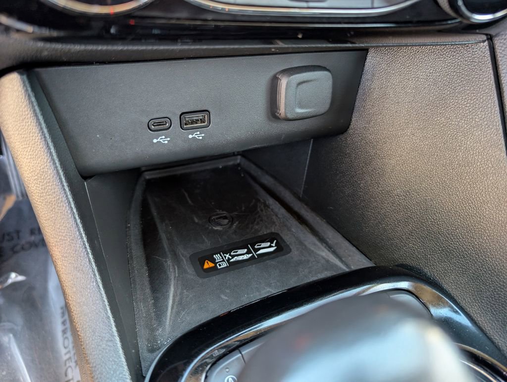 Used 2024 Buick Encore GX Sport Touring w/ Comfort Package image 29