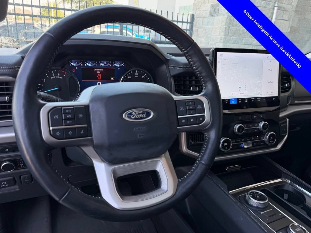 Used 2023 Ford Expedition XLT AWD/4WD image 12