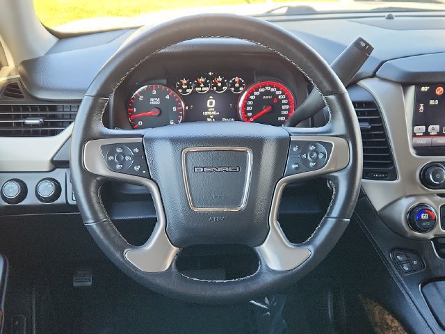 Used 2016 GMC Yukon XL Denali w/ Open Road Package AWD/4WD image 40