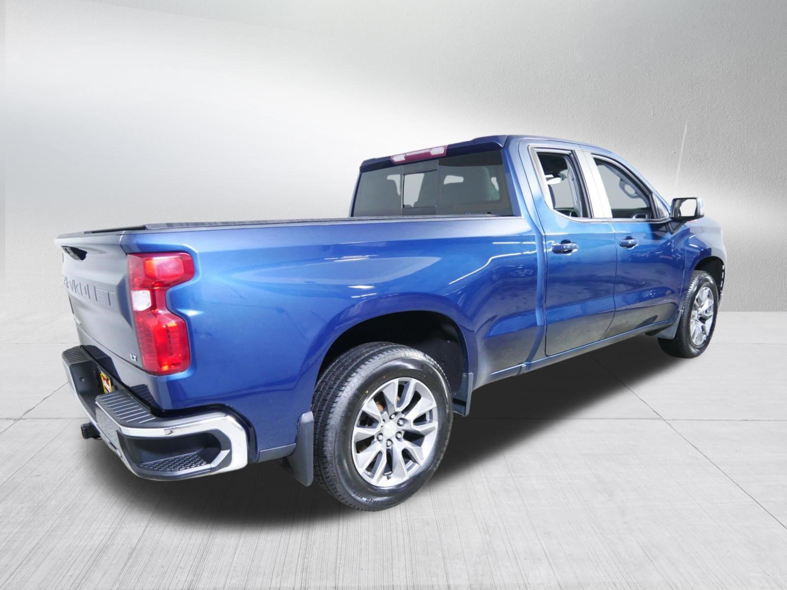 Used 2019 Chevrolet Silverado 1500 LT w/ All-Star Edition AWD/4WD image 7