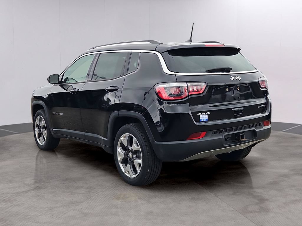 Used 2017 Jeep Compass Limited w/ Navigation Group AWD/4WD image 6