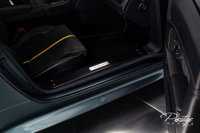 Used 2015 Aston Martin V8 Vantage GT image 37