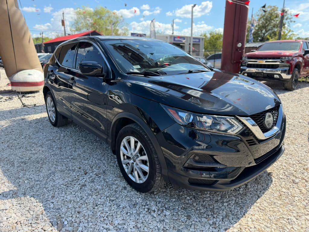 Used 2021 Nissan Rogue Sport S FWD image 3