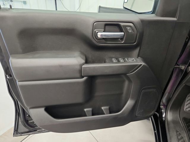 Used 2022 Chevrolet Silverado 1500 Custom w/ LPO, Dark Essentials Package AWD/4WD image 29