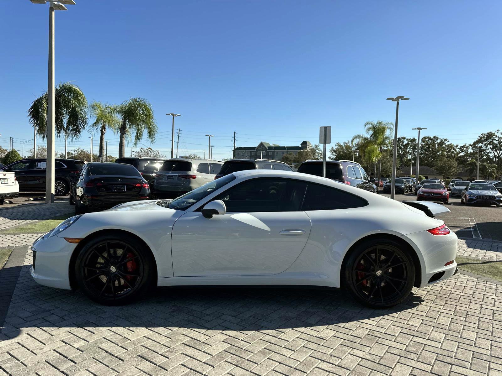Used 2017 Porsche 911 Carrera 4S image 6