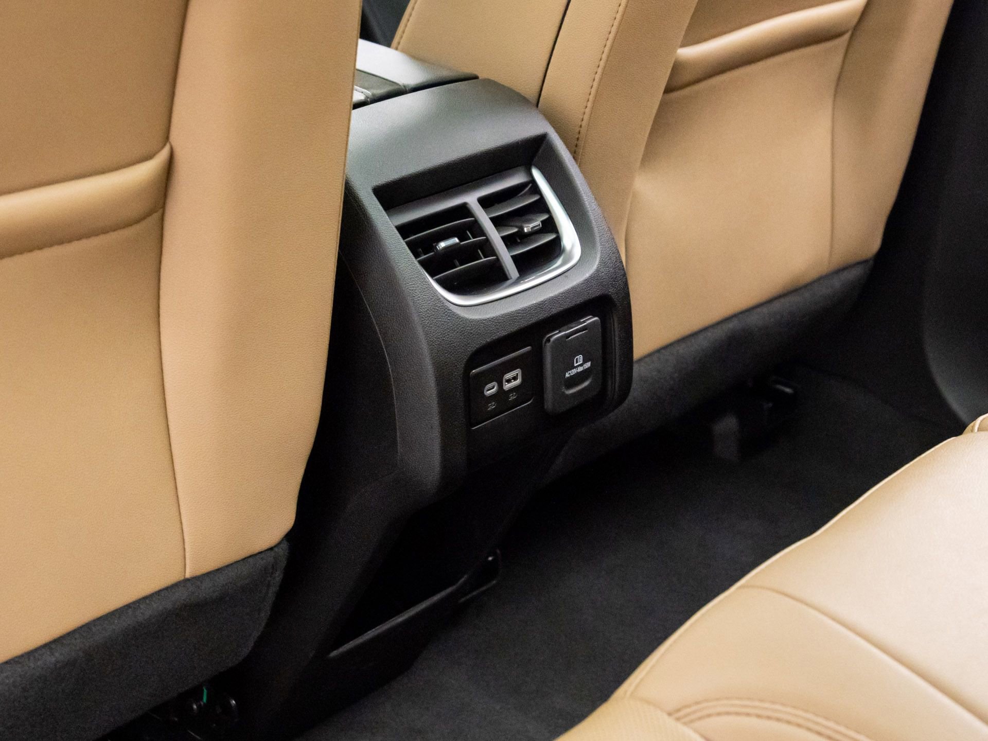 Used 2024 Chevrolet Blazer Premier w/ Driver Confidence II Package image 21