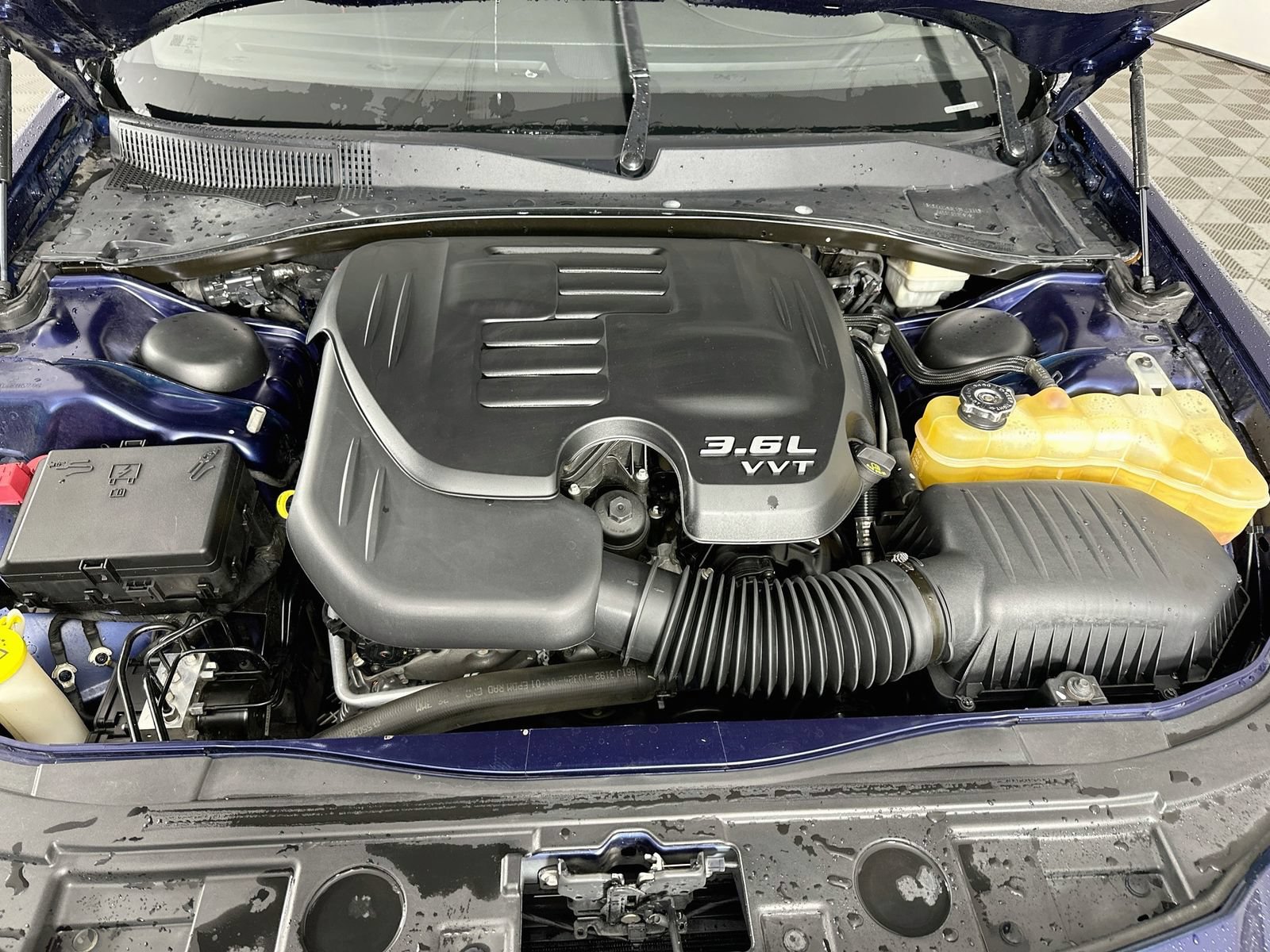 Used 2013 Chrysler 300 RWD image 29