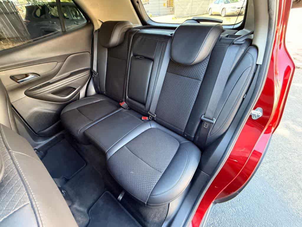 Used 2021 Buick Encore Preferred w/ Safety Package AWD/4WD image 13