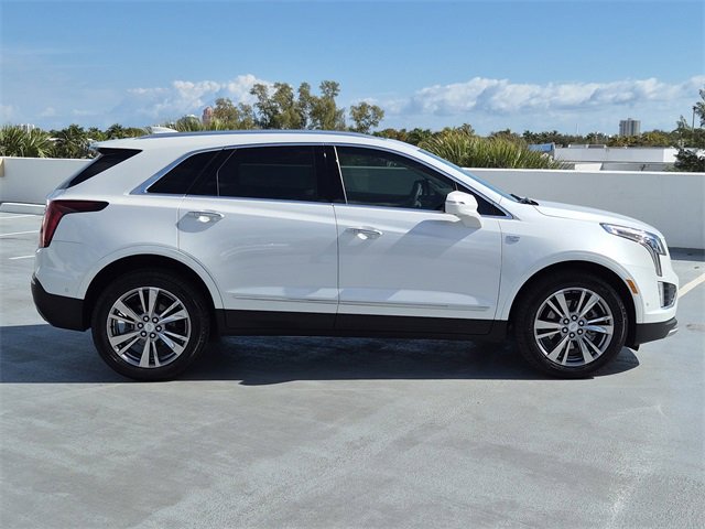 Certified 2024 Cadillac XT5 Premium Luxury w/ Technology Package image 6