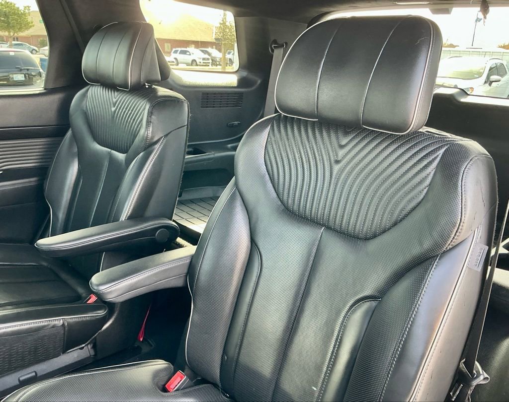 Used 2024 Hyundai Palisade Calligraphy image 28