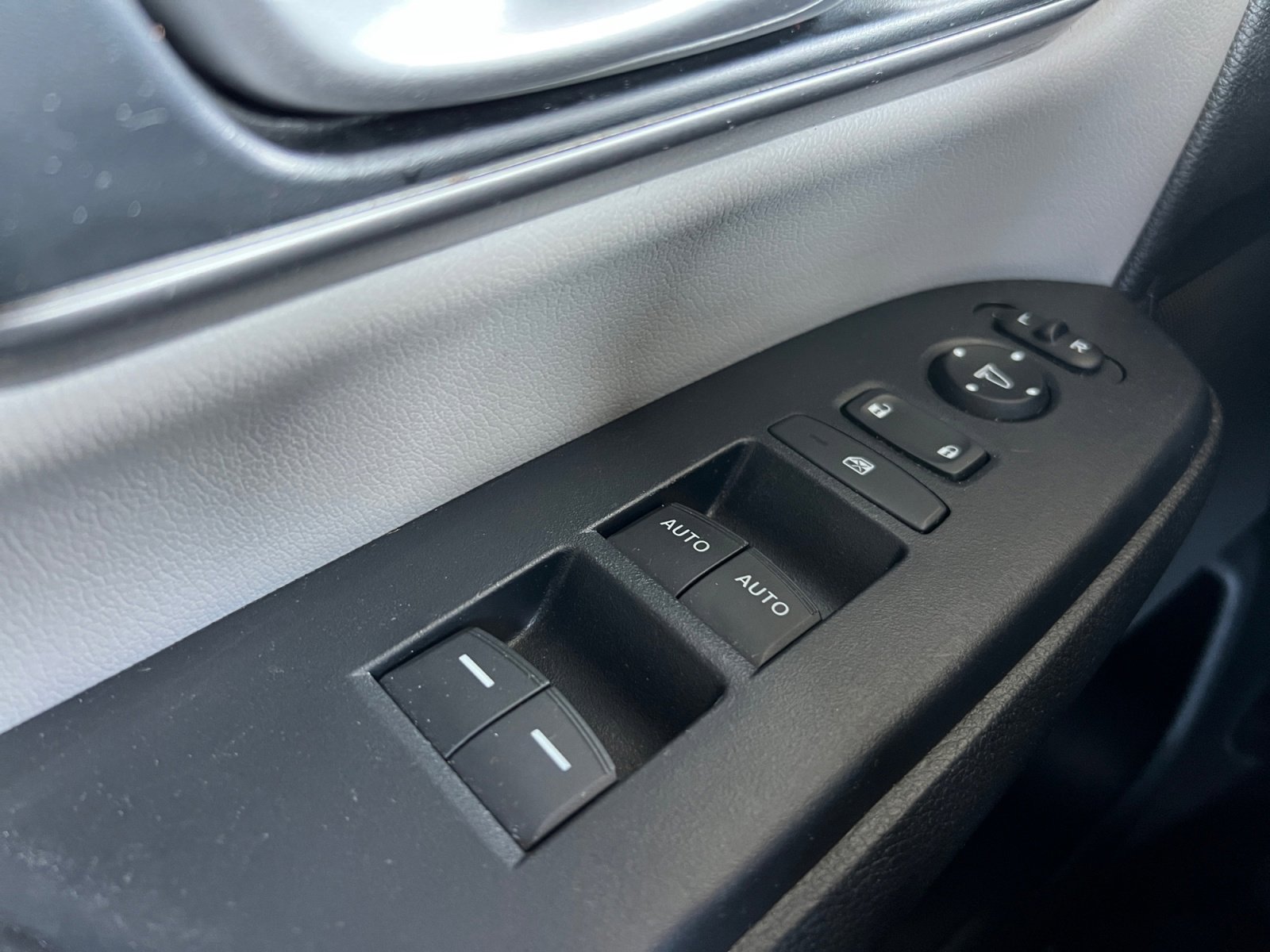 Used 2021 Honda CR-V EX-L image 20