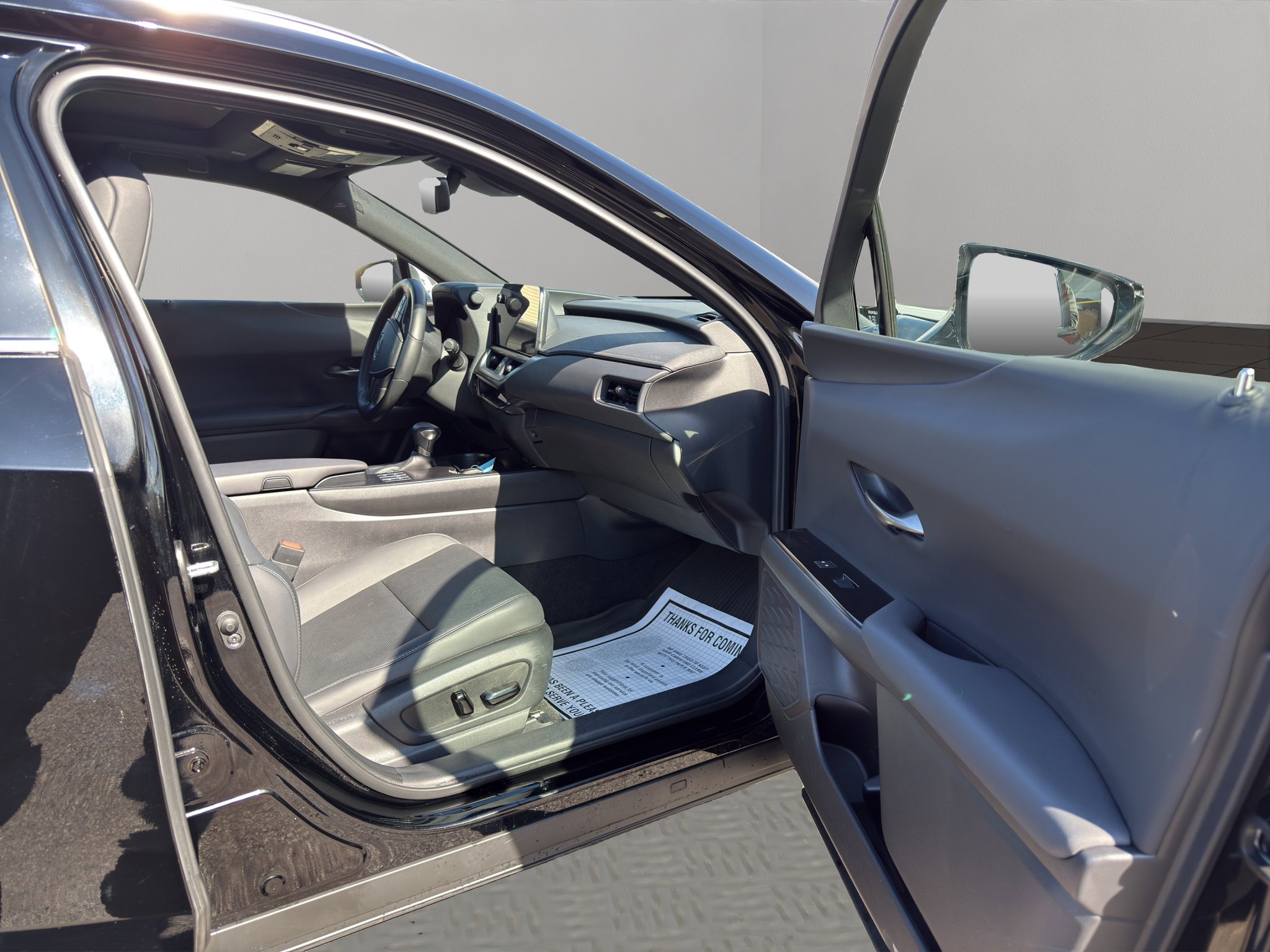 Used 2023 Lexus UX 250h AWD w/ Accessory Package (Z1) image 24