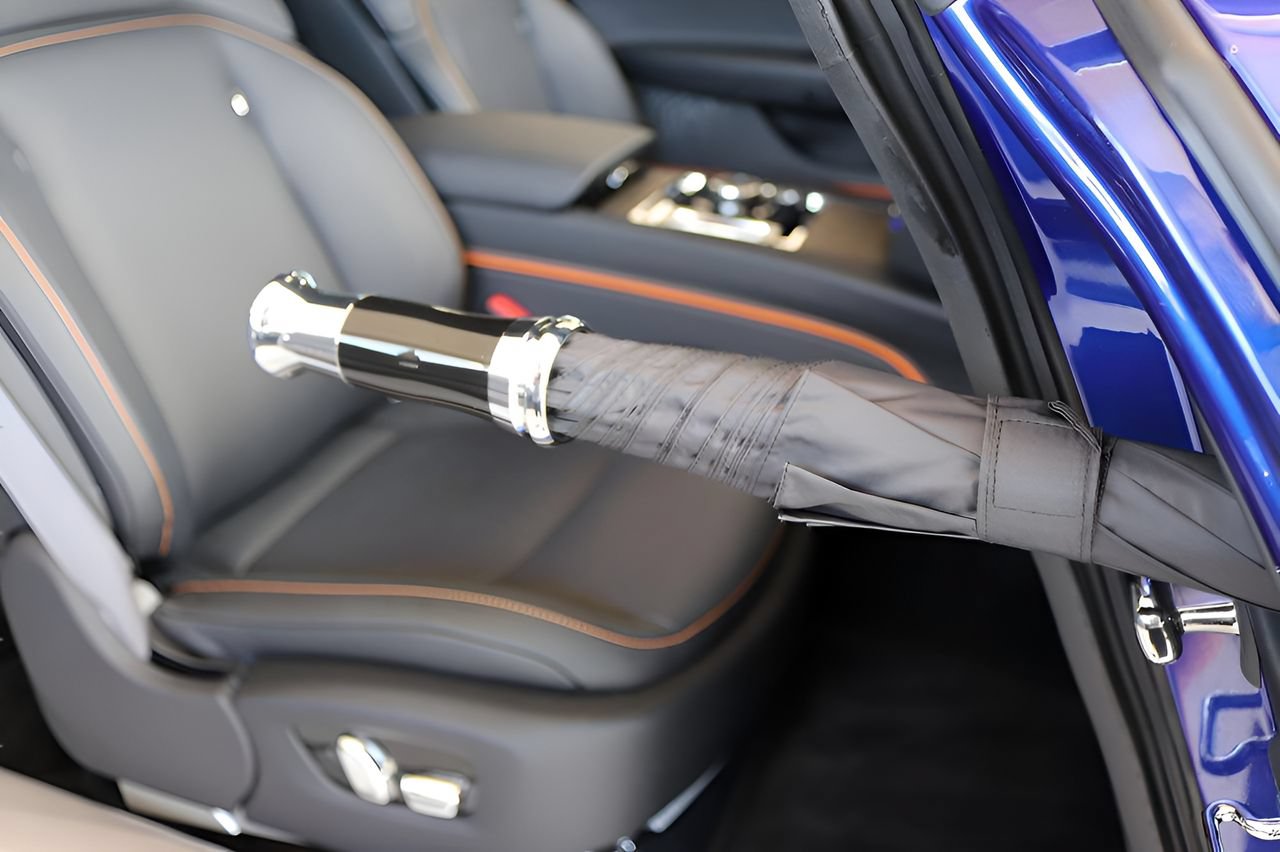 Certified 2025 Rolls-Royce Spectre AWD/4WD image 26