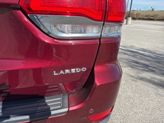 Used 2017 Jeep Grand Cherokee Laredo w/ Quick Order Package 23E image 10