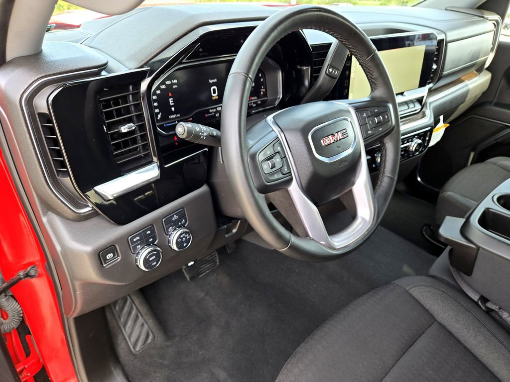 Used 2024 GMC Sierra 1500 Elevation w/ LPO, Elevation Black Package image 21