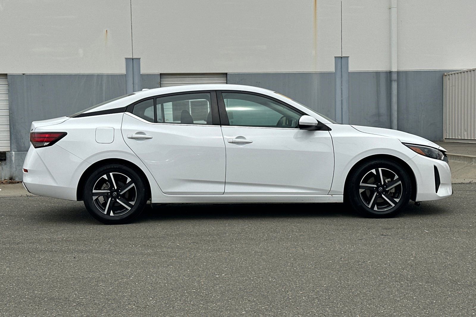 Certified 2024 Nissan Sentra SV image 3