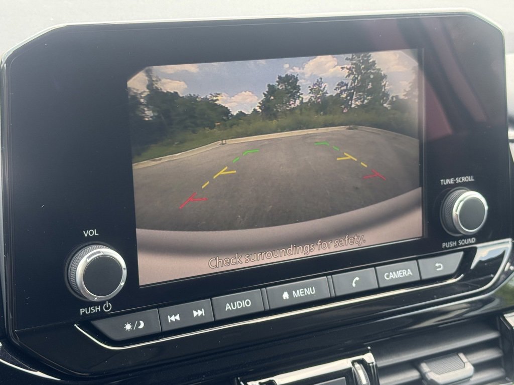 Certified 2025 Nissan Pathfinder SV w/ Black Appearance Package image 11