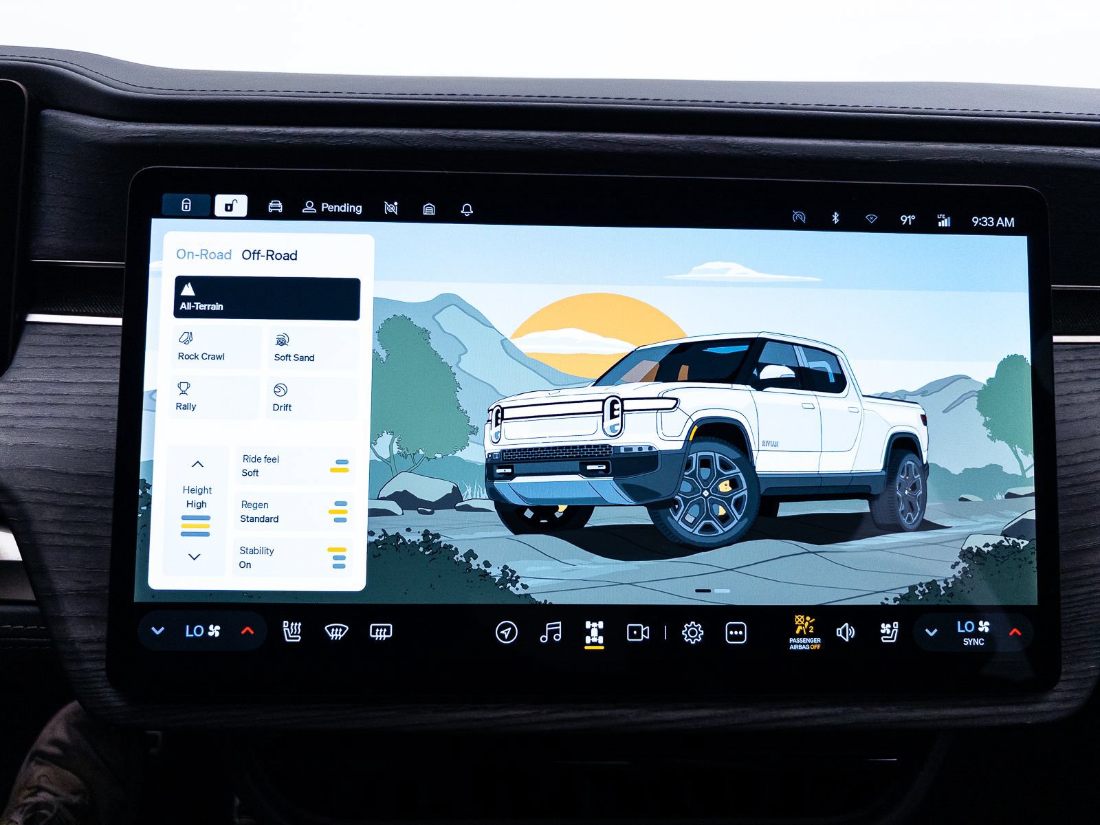 Used 2023 Rivian R1T Adventure AWD/4WD image 7