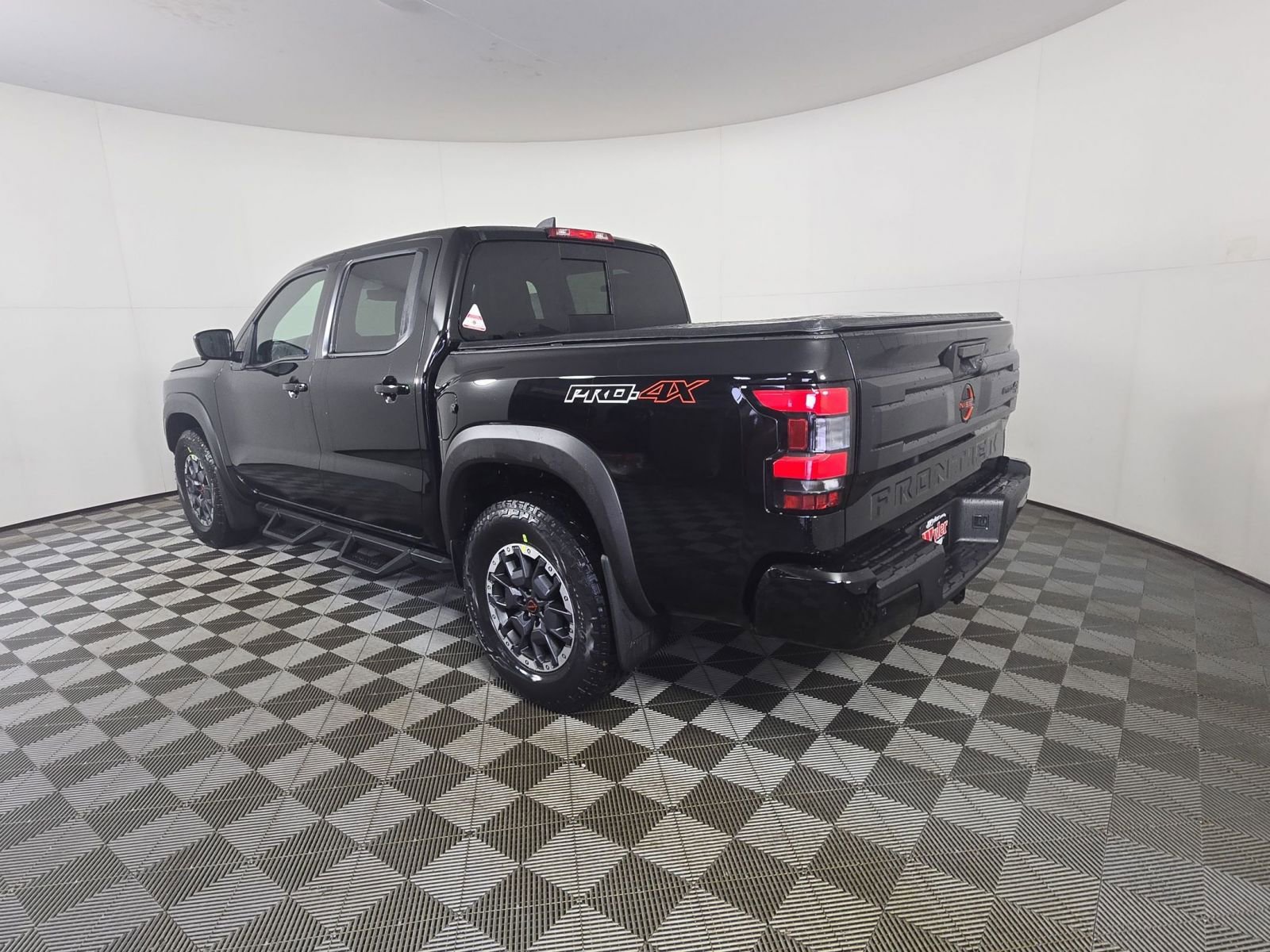 New 2026 Nissan Frontier PRO-4X AWD/4WD image 30