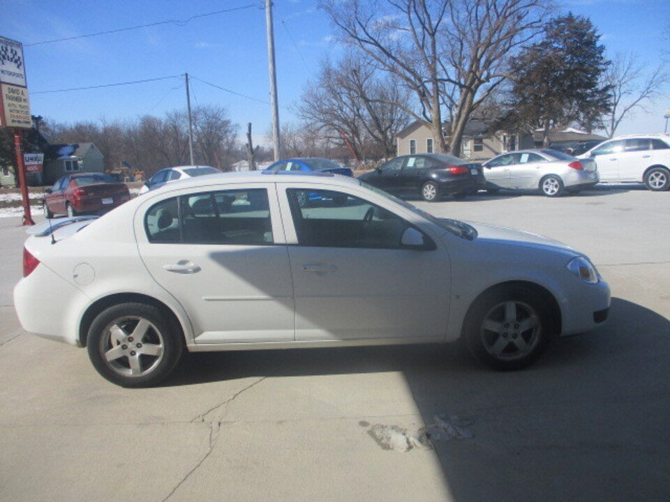 Used 2006 Chevrolet Cobalt LT w/ Preferred Equipment Group image 2