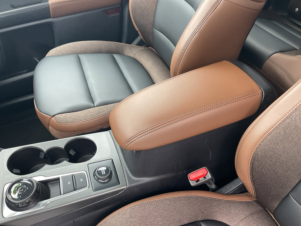 Used 2025 Ford Bronco Sport Outer Banks w/ Outer Banks Tech Package+ image 17