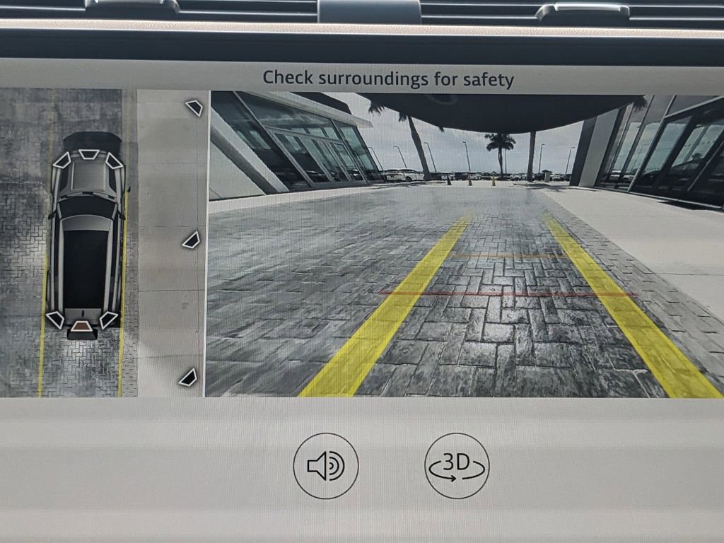 New 2025 Land Rover Defender 130 S image 27