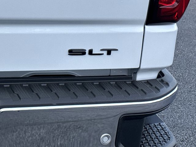 New 2026 GMC Sierra 1500 SLT w/ SLT Premium Plus Package image 10