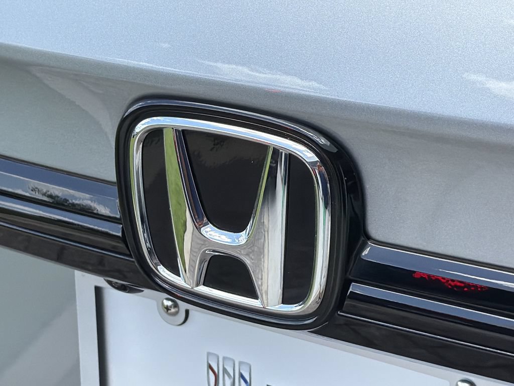 Used 2025 Honda Odyssey Touring image 12